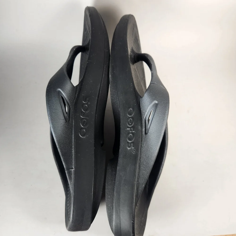 OOFOS Men's Original Sport Sandal Size 13 EU 46 Black Comfort Recovery Shoe - Picture 6 of 10